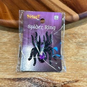 Brand new spirit, spider ring